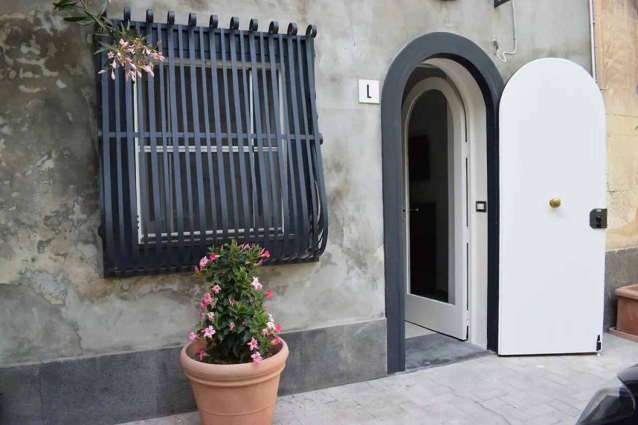 Camula Inn Apartament Catania 0*,